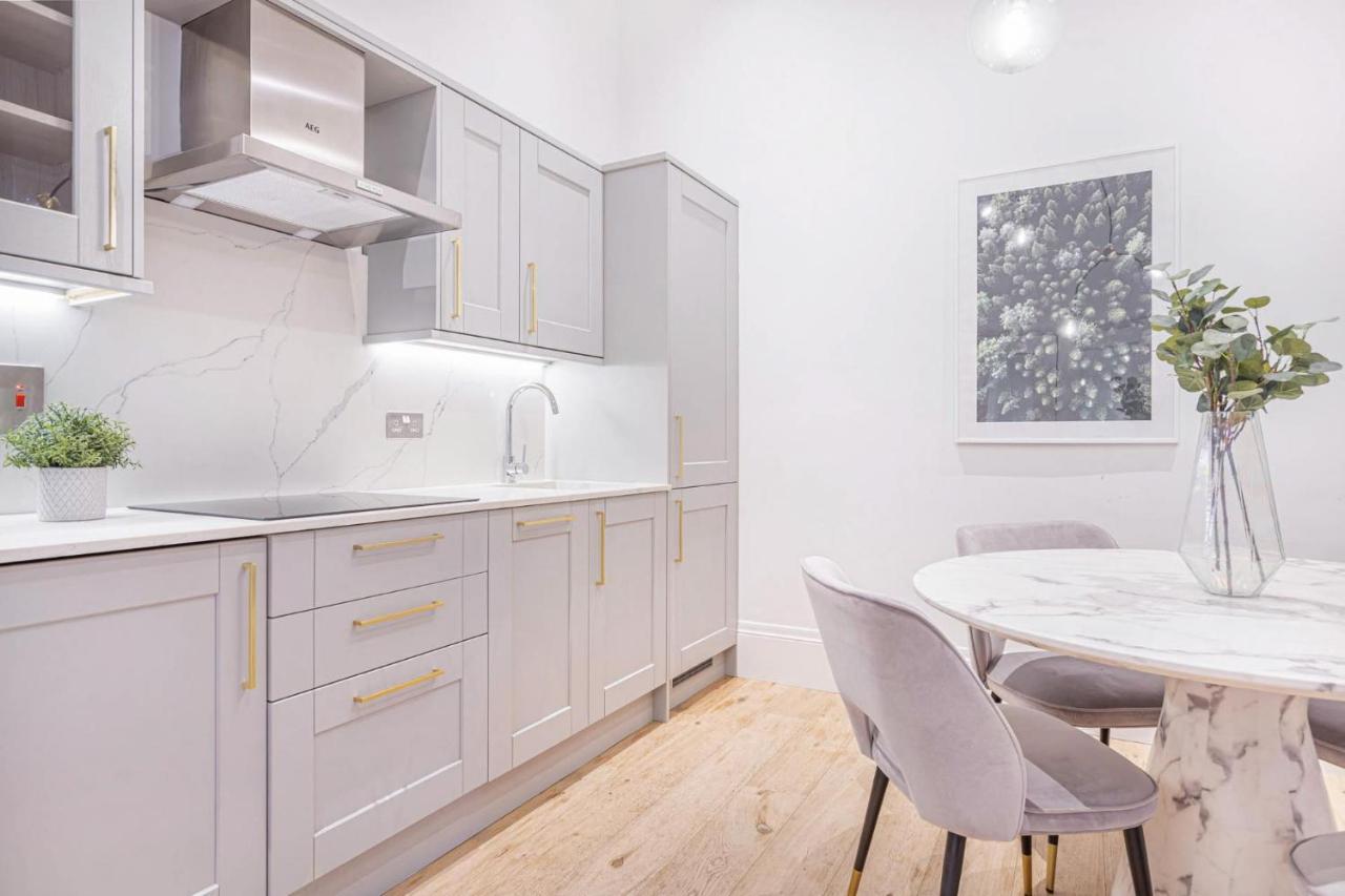 Royal Kensington In Cromwell Road Apartment London Exterior photo